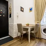 Piazza Garibaldi 118 * Неаполь